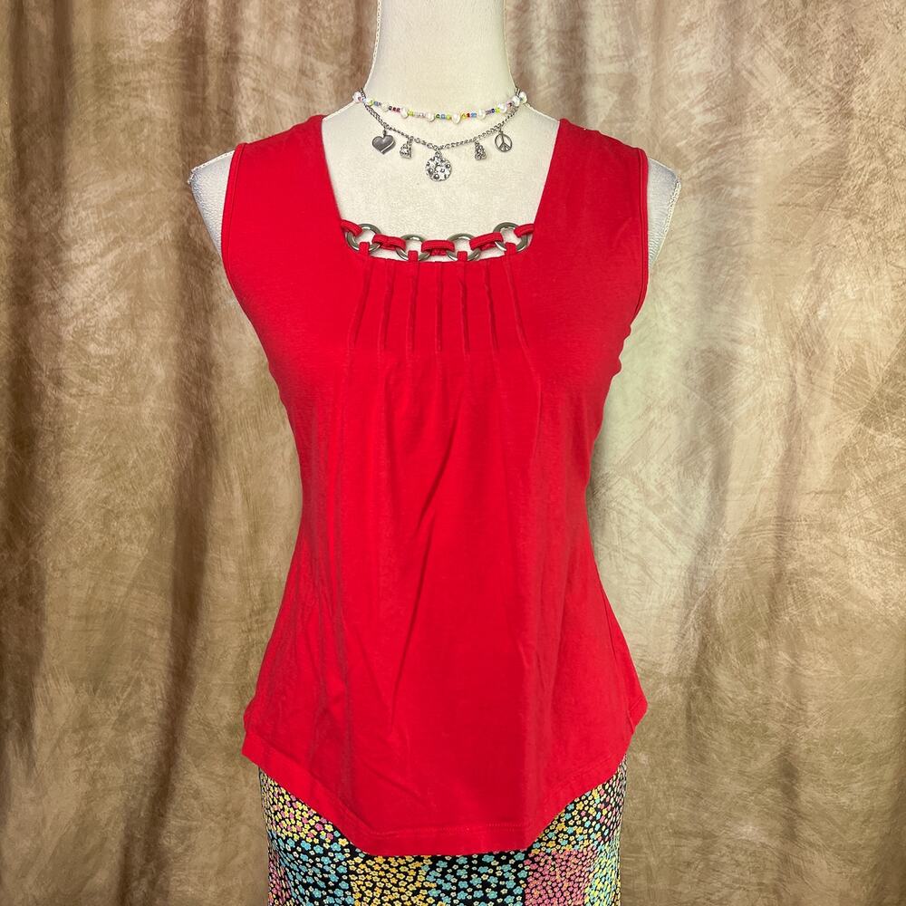 Vintage Y2K Top Red Sleeveless Pleated Metal Hardware Circle Indie Sleaze Euro